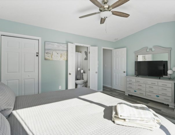 The master bedroom will leave you in awe with its luxuries and comforts